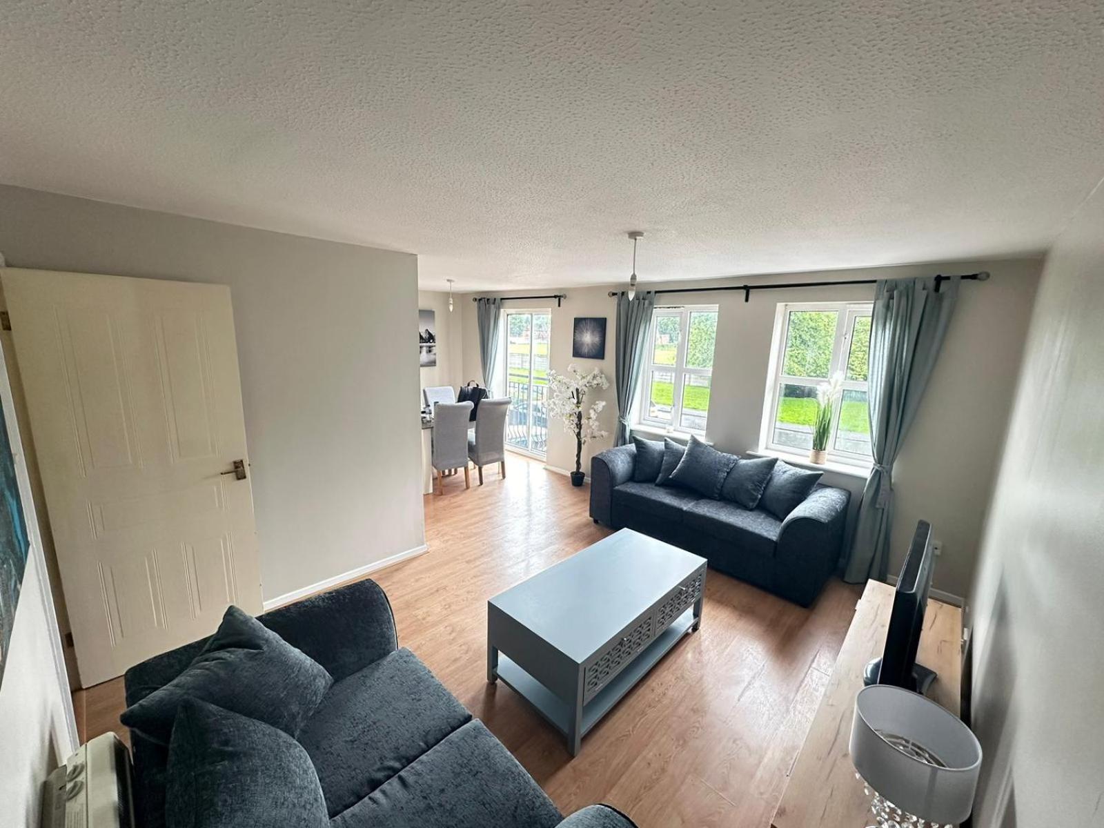 Lovely 2 Dbl Bed Near Heaton Park And North Hospital With Parking Appartement Manchester