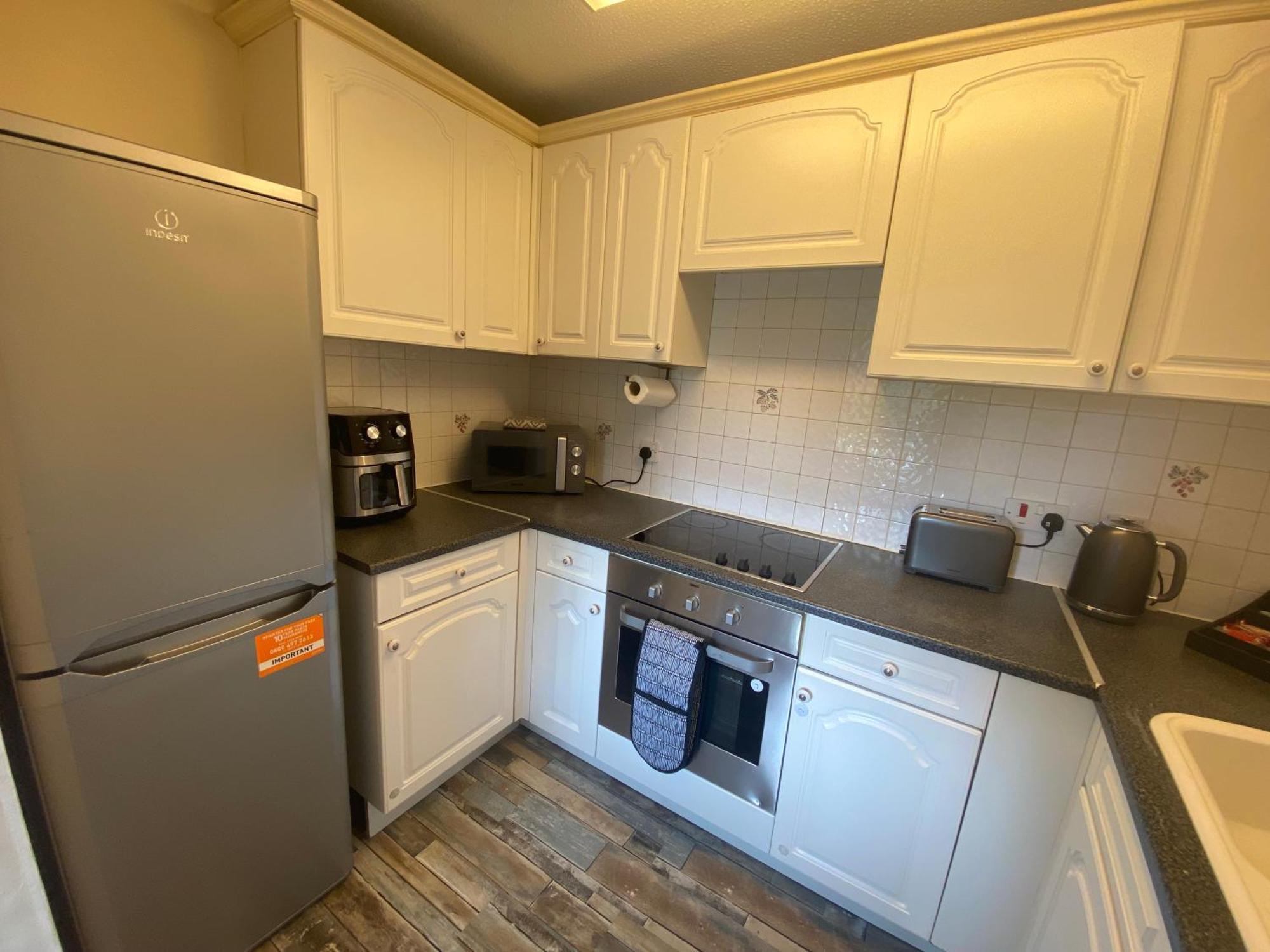 Lovely 2 Dbl Bed Near Heaton Park And North Hospital With Parking Appartement Manchester